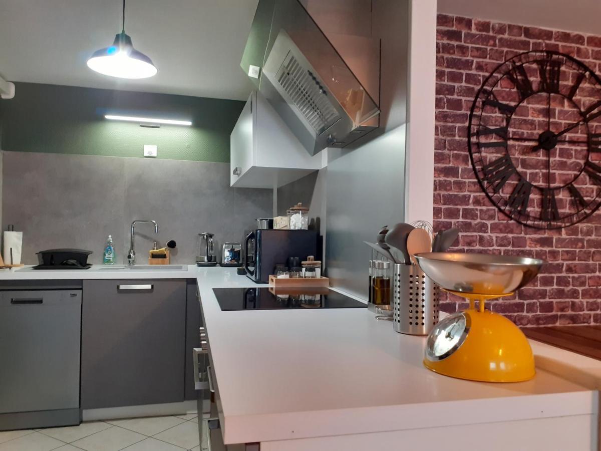 Le Pinaud Apartment Epinal Bagian luar foto