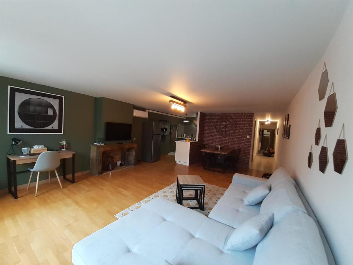 Le Pinaud Apartment Epinal Bagian luar foto